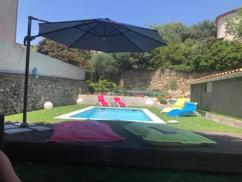 Villa calme avec piscine privée nimes - Location, gîte - Nîmes