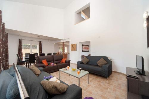 المرافق, Villa Fresno by Villa Plus in El Rafalet