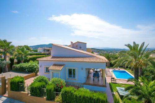 المرافق, Villa Cabriel by Villa Plus in El Rafalet