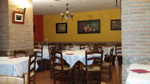 Hotel Mesón El Número Uno - image 6