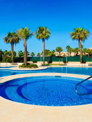  Cabo Roig, 2 bedroom apartment with sea views in Cabo Roig