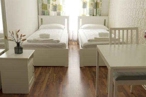 Hotel Arpi Room Type - Twin Room