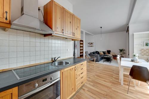 Old Town Apartments Apartinfo - image 6
