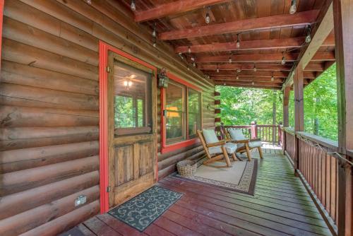 Loony Bear Cabin is Pet Friendly with Wood Stove Creekside Firepit in Ellijay, USA