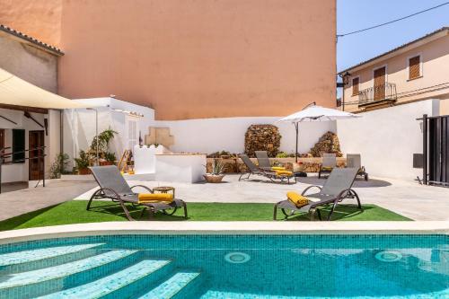 Mallorca Town House with Pool Beaches 20 mints - a11154 gîte à louer Ariany