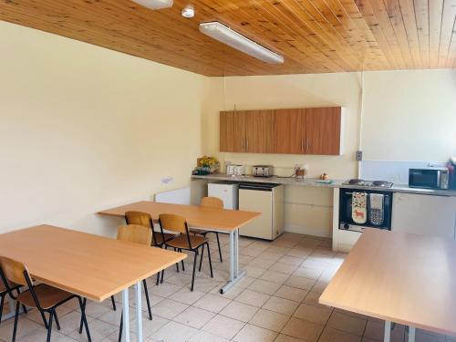 virtuve, Greenway & Copper Coast Hostel in Bunmahon