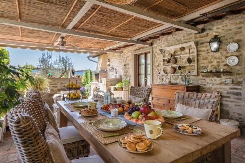 المرافق, LA CAPANNINA 2&2, Emma Villas in Camucia