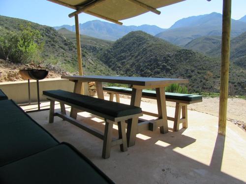 Joel's Off Grid Cottage in the Klein Karoo