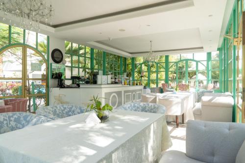 Restaurante, Nordic Resort in Ash Shamālīyah