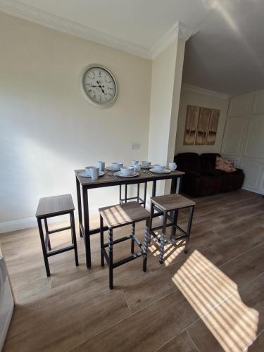 Facilities, Farnaught Farmhouse Apartment, Lough Rynn, Mohill in Mohill