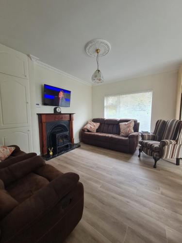Guestroom, Farnaught Farmhouse Apartment, Lough Rynn, Mohill in Mohill