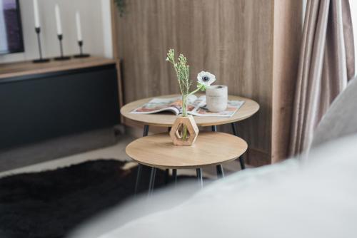 Downtown Penthouse Budapest - Tap to explore photos