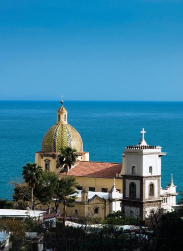 Hotel Royal Positano - image 2