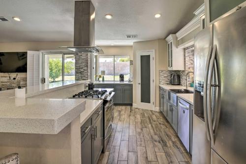 Renovated Palm Desert Home Near Golf Courses! in Palm Desert, USA