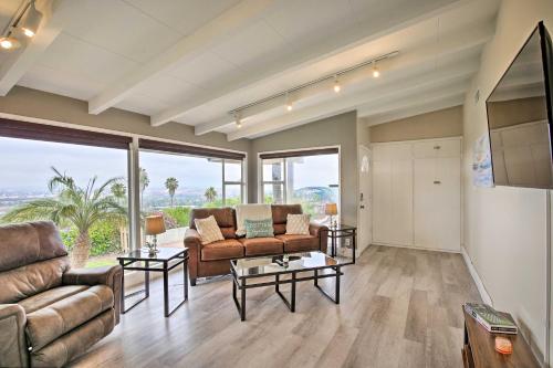 Stunning Palos Verdes Escape Pool, Fire Pit! in Rancho Palos Verdes, USA