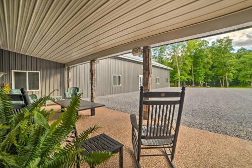 Family Leatherwood Resort Cabin w/ Fire Pit! in Paris (TN)