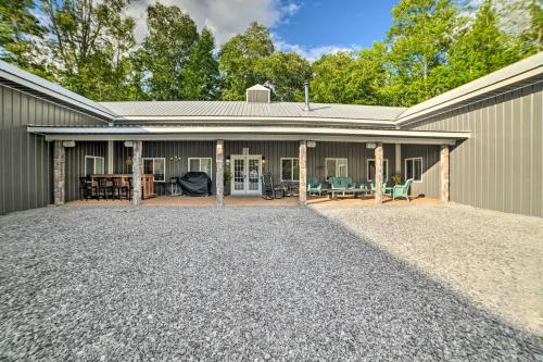 Family Leatherwood Resort Cabin w/ Fire Pit! in Paris (TN)