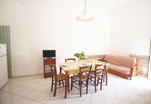  Casa Simone by RENTHOUSESALENTO in San Foca