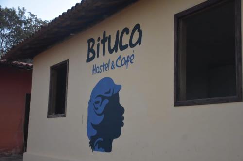 BITUCA HOSTEL CAFÉ