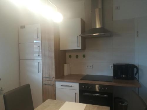 廚房, Ferienwohnung Haus Merle in 邁因哈爾德