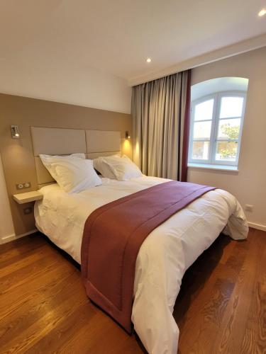 LODGES EN PIERRES DOREES in Bagnols