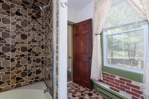 새라토가 팜스테드 비앤비 - 화장실