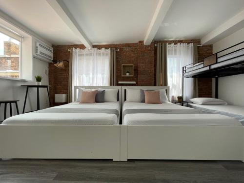 Hotel and the City, Rooftop City View, New York (Foto 3)