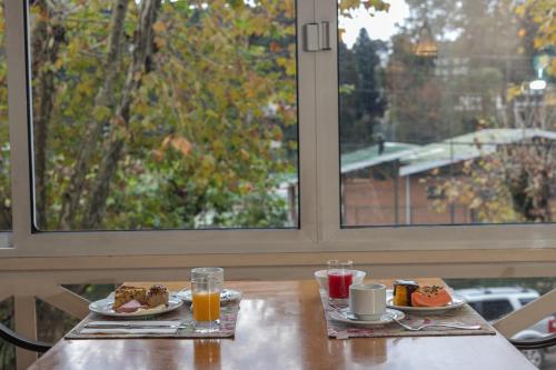 Le Suisse Elegance Hotel - image 13