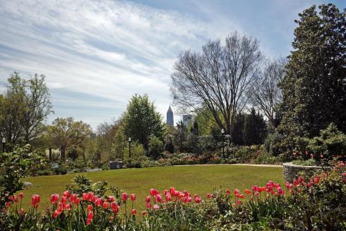 Kimpton Sylvan Hotel Buckhead Atlanta in Atlanta, USA