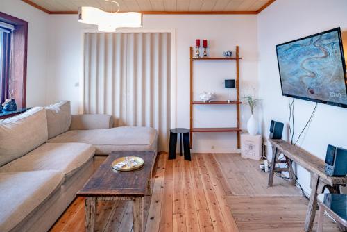 מתקני המלון, 3 Bedroom Apartment / Great Sea View / Quiet in Argir