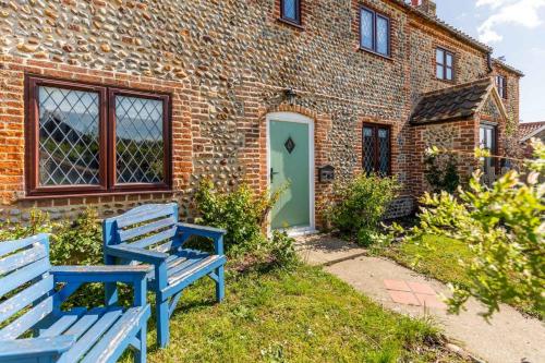 Honeysuckle Cottage - Norfolk Holiday Properties