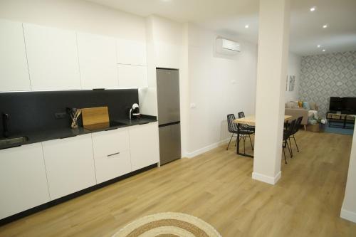 Konyha, GALIHOST - A Casa de Lena - Apartamentos Turísticos (GALIHOST - A Casa de Lena - Apartamentos Turisticos) in Ribadumia