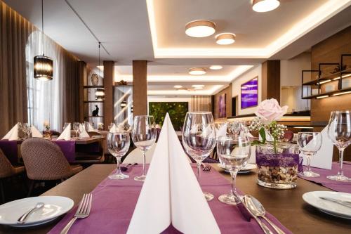 Restaurant, Hotel Merkur in Baden-Baden