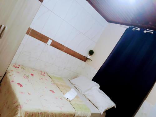 Double Room with Private Bathroom image 1