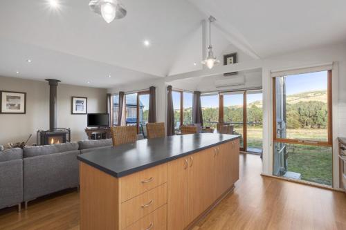 Otway Vista 12 - BYO Linen