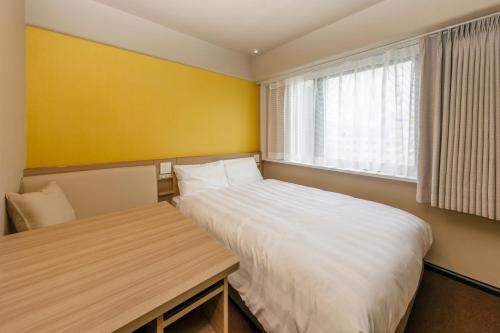 Double Room (2 adult) - Non-Smoking 