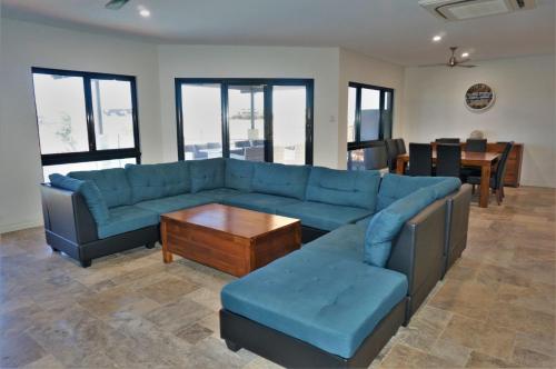 27 Corella Court in เอกซ์เมาท์