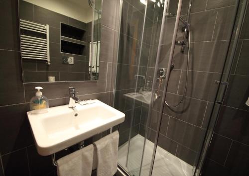 Tourist House B&B - image 13