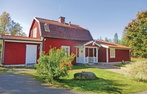 . Nice home in Orrefors with 5 Bedrooms and WiFi