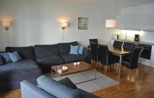 Nice Apartment In Korshamn With 3 Bedrooms And Wifi in Κόρσαμν