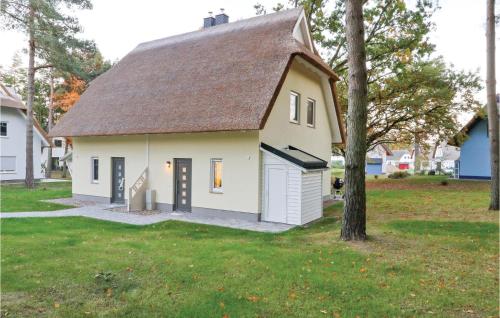 ทัศนียภาพภายนอกโรงแรม, Reetdachhaus 4 Auf Usedom near สนามบินเฮริงสดอร์ฟ