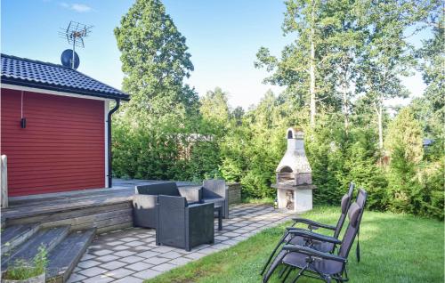 Viesnīcas āriene, Pet Friendly Home In Ljungby With Sauna in Holminge