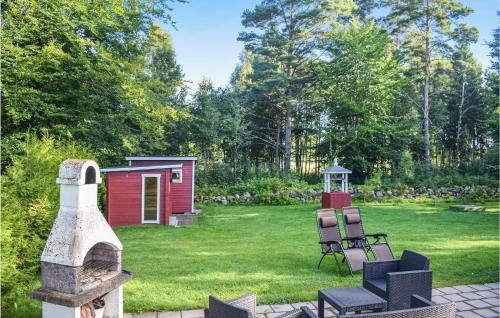 Viesnīcas āriene, Pet Friendly Home In Ljungby With Sauna in Holminge