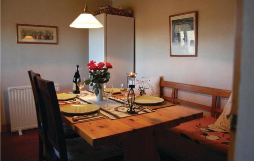 주방, Stunning Home In Ystad With Kitchen in 스바르테