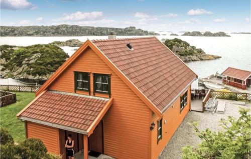 . Nice home in Kvalavg with 4 Bedrooms, Sauna and Internet