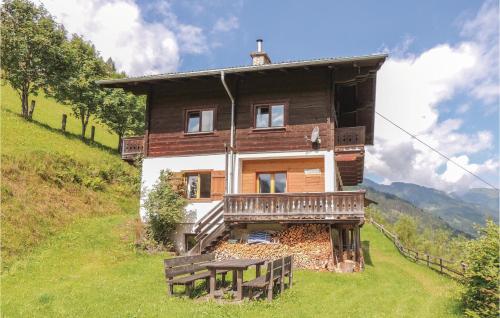  Stunning Home In Httschlag With 4 Bedrooms, Sauna And Wifi, Pension in Hüttschlag
