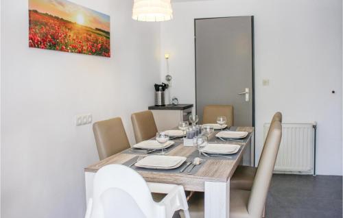 Three-Bedroom Holiday Home in Bruinisse - image 3