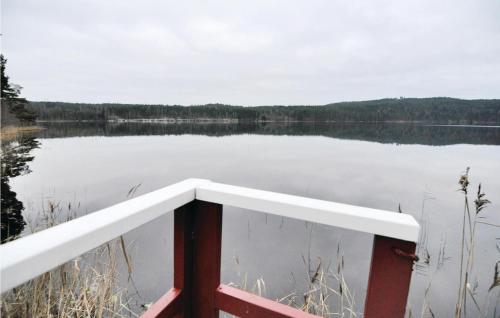 Skats, Cozy Home In Ostra Amtevik With Sauna in Ransatera