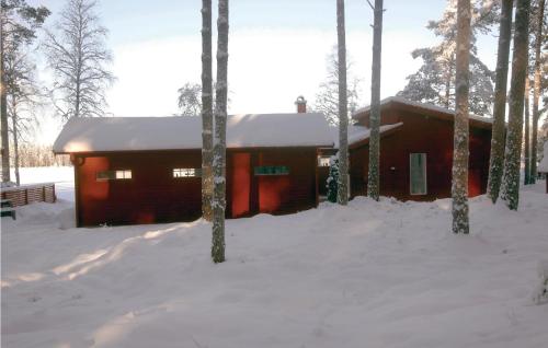 Lovely Home In Vaggeryd With House Sea View