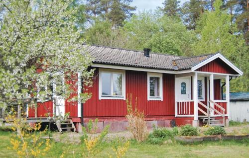 . Awesome Home In Nossebro With 1 Bedrooms